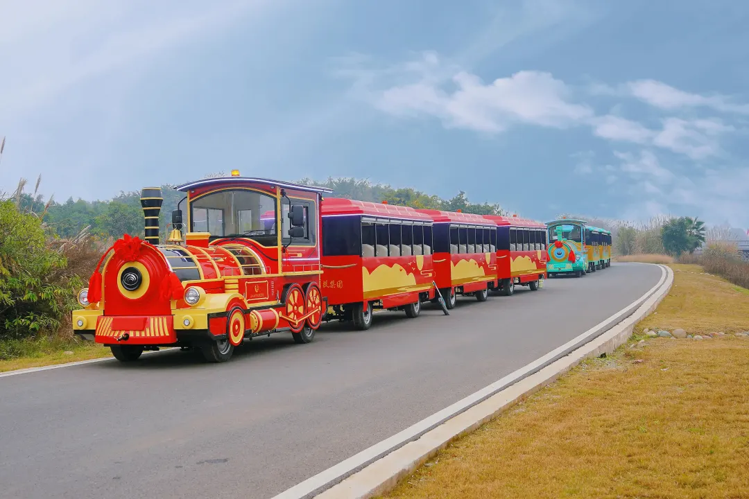 宇通觀光車亮相2024中國（北京）國際游樂設施設備博覽會，助力景區(qū)高質(zhì)量運營