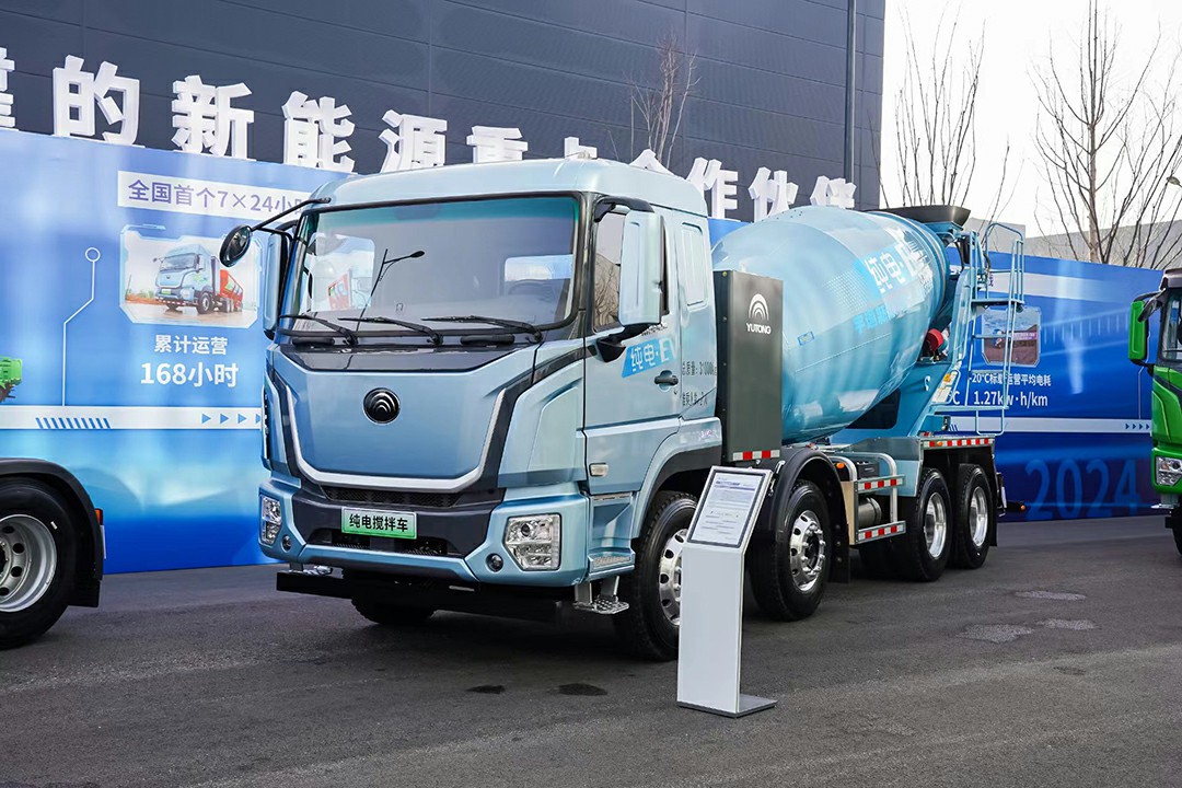 實(shí)力見證 | 多款新品首發(fā)，宇通重卡春季新品發(fā)布會(huì)隆重舉行