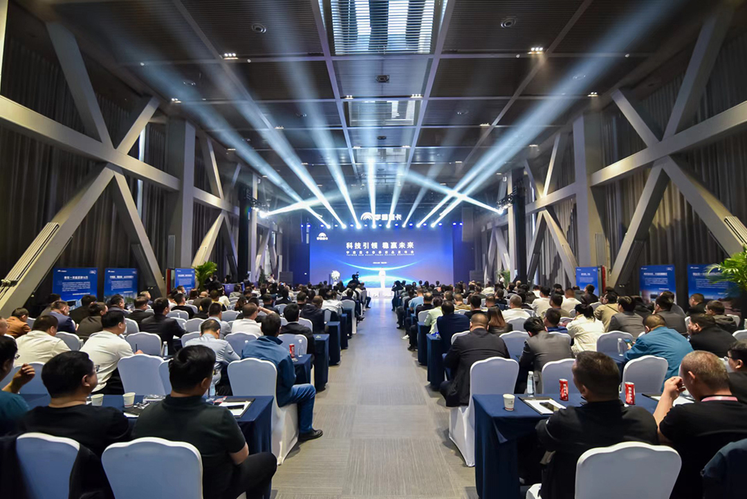 實(shí)力見證 | 多款新品首發(fā)，宇通重卡春季新品發(fā)布會(huì)隆重舉行