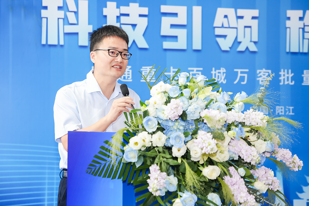 實力見證 | 華南首次！量產(chǎn)底置換電牽引車批量交付！