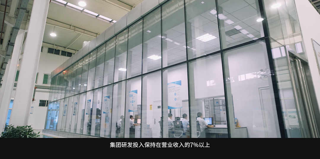 共商大計(jì)！宇通礦卡出席中國(guó)工程機(jī)械發(fā)展高層論壇