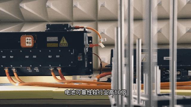 共商大計(jì)！宇通礦卡出席中國(guó)工程機(jī)械發(fā)展高層論壇