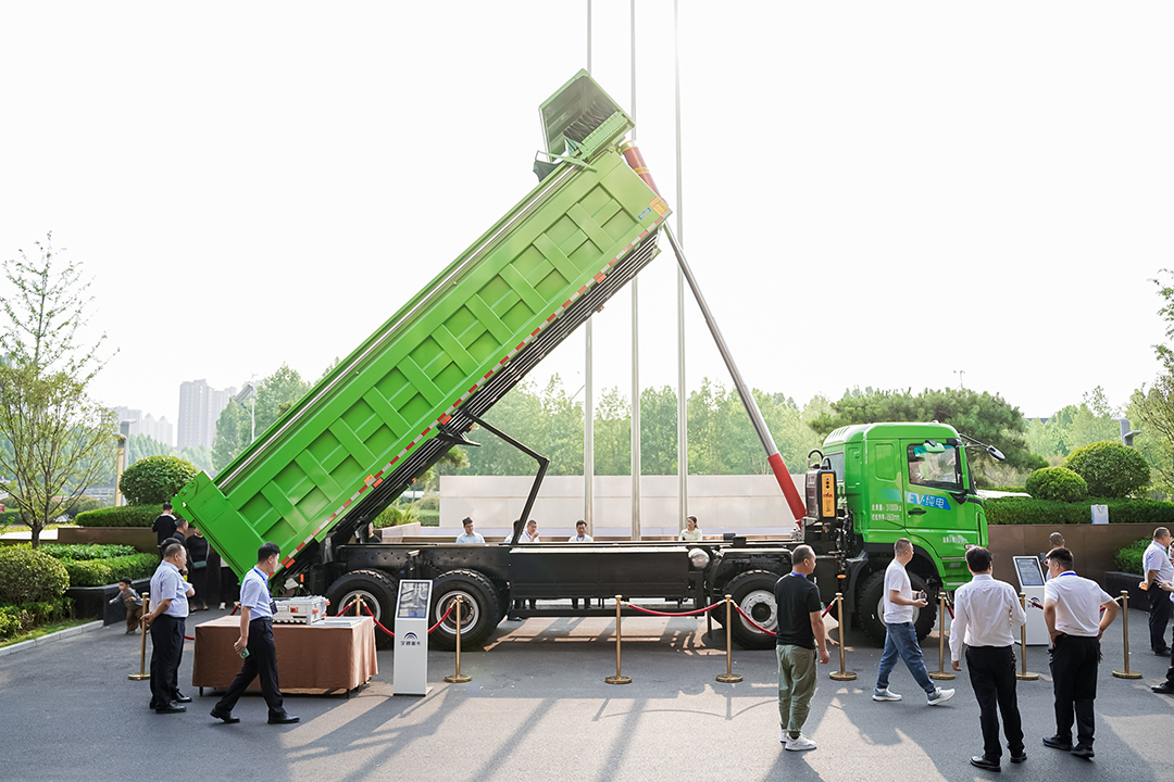 實(shí)力見證 | 百城萬客，共鑒共創(chuàng)新能源重卡科技未來！