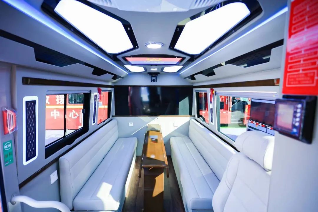 火災(zāi)警示宣傳教育月，宇通消防特種車輛整體解決方案為救援工作賦能！