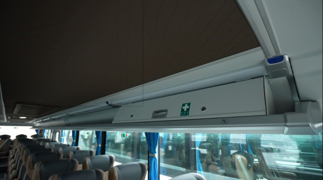 行業(yè)最大批量！宇通100輛高端旅游客車交付新疆