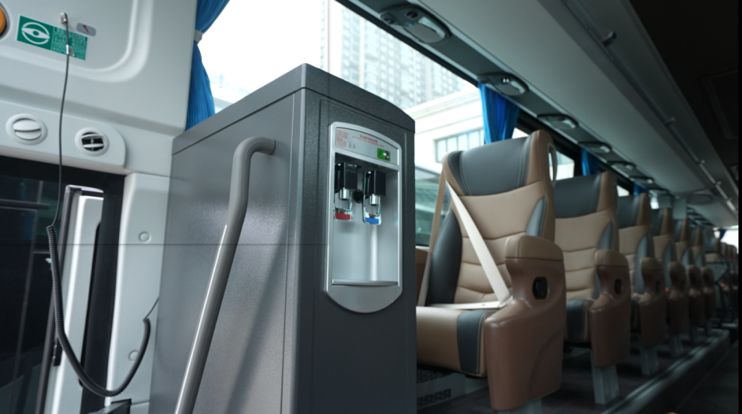 行業(yè)最大批量！宇通100輛高端旅游客車交付新疆