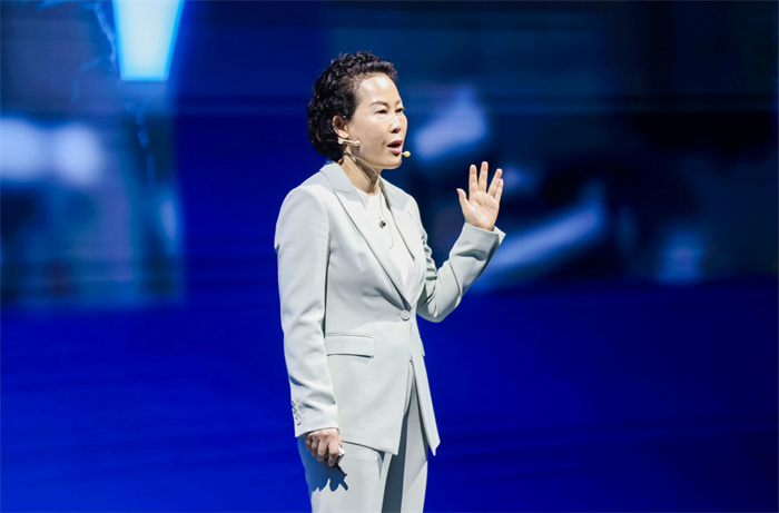 全系產(chǎn)品升級 全新宇通新能源輕卡再領(lǐng)行業(yè)風(fēng)潮 全系產(chǎn)品升級 全新宇通新能源輕卡再領(lǐng)行業(yè)風(fēng)潮