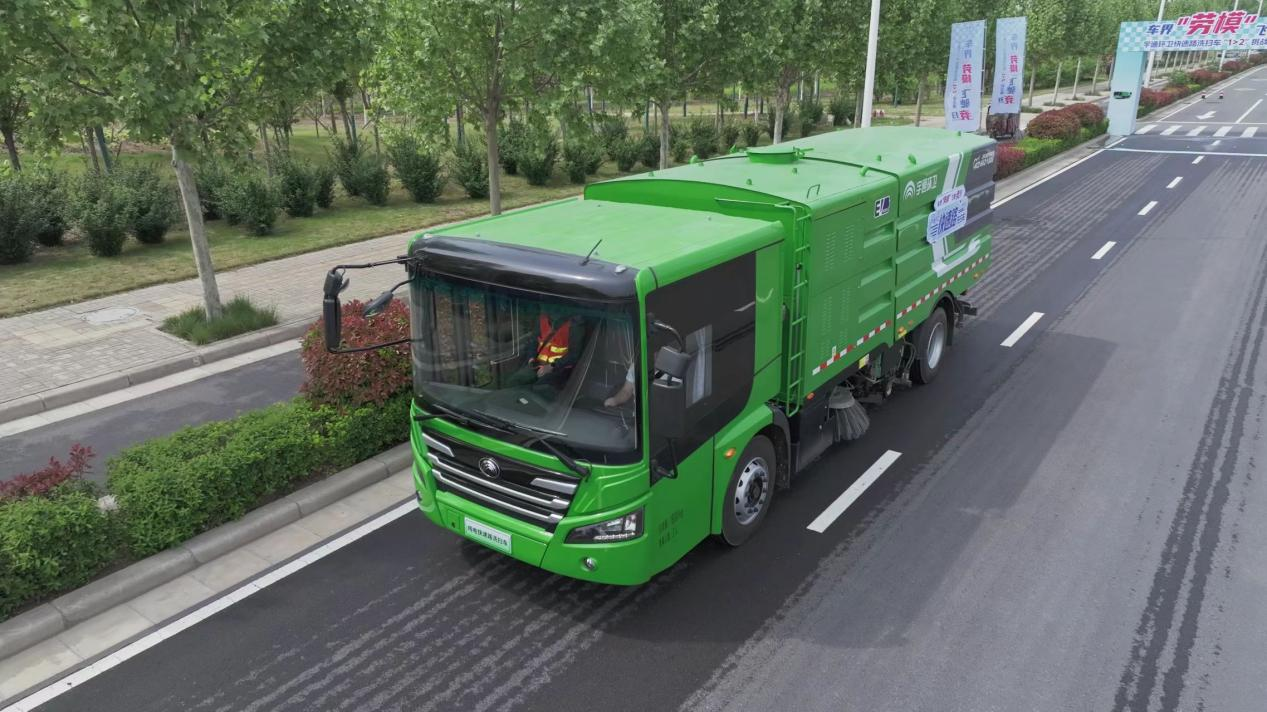 1分鐘，535米！宇通環(huán)衛(wèi)快速洗掃挑戰(zhàn)全程高能！