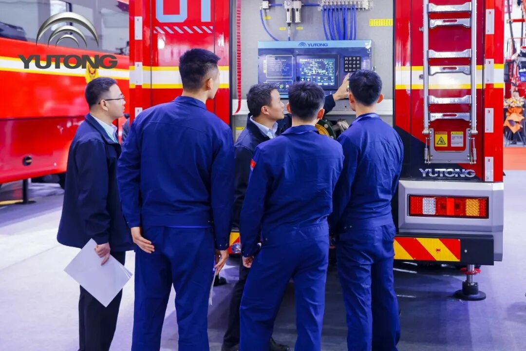 科技賦能實(shí)戰(zhàn)！宇通專用車亮相第二十一屆國際消防展