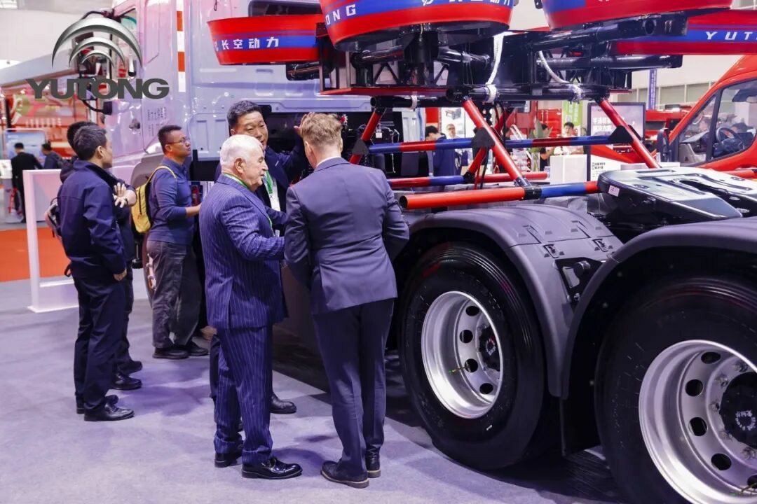 科技賦能實(shí)戰(zhàn)！宇通專用車亮相第二十一屆國際消防展