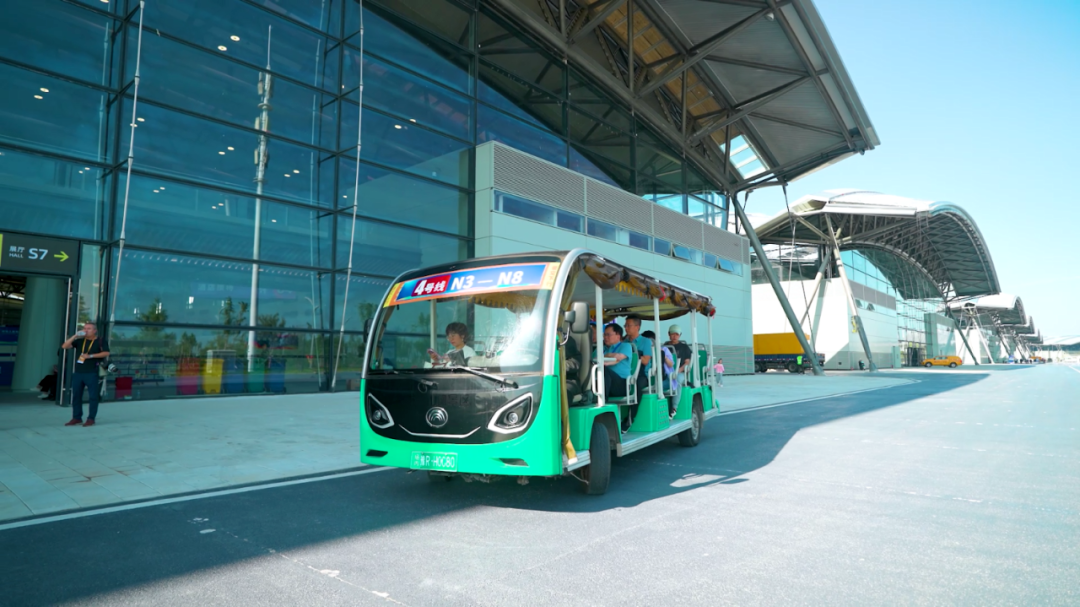 智趣出行，悅動(dòng)未來(lái)！宇通觀光車(chē)亮相2025中國(guó)（鄭州）旅游休閑娛樂(lè)產(chǎn)業(yè)博覽會(huì)