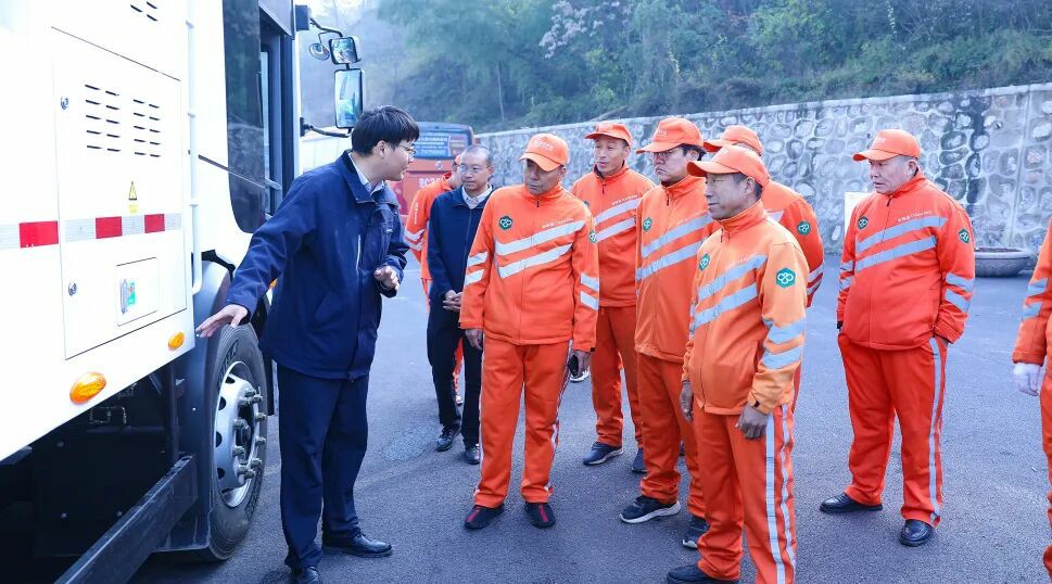 裝備煥新，潔護(hù)陽泉！宇通環(huán)衛(wèi)助力山西點(diǎn)亮城市新景！