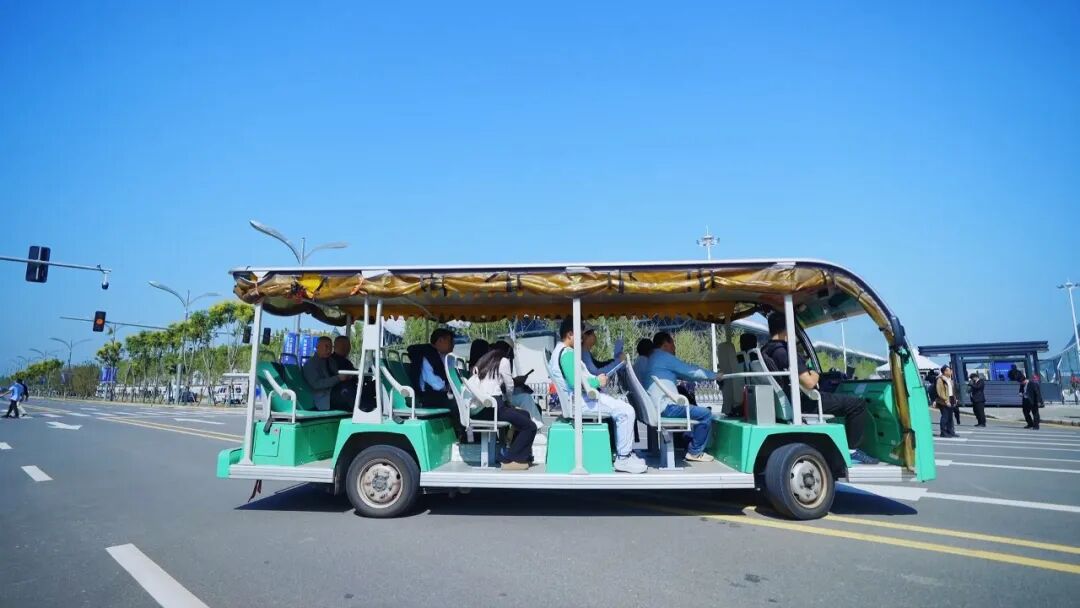 以智造致匠心！“小宇”領(lǐng)銜，宇通服務(wù)第三屆全國(guó)技能大賽