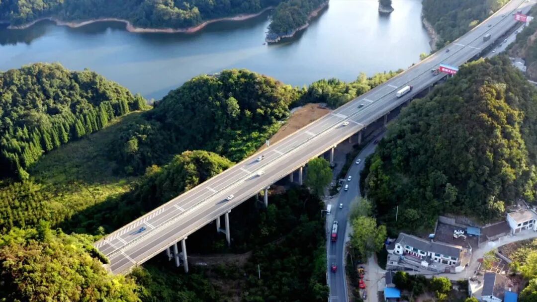 宇通行業(yè)觀察 | 文旅消費(fèi)轉(zhuǎn)型下客旅出行行業(yè)發(fā)展新機(jī)遇