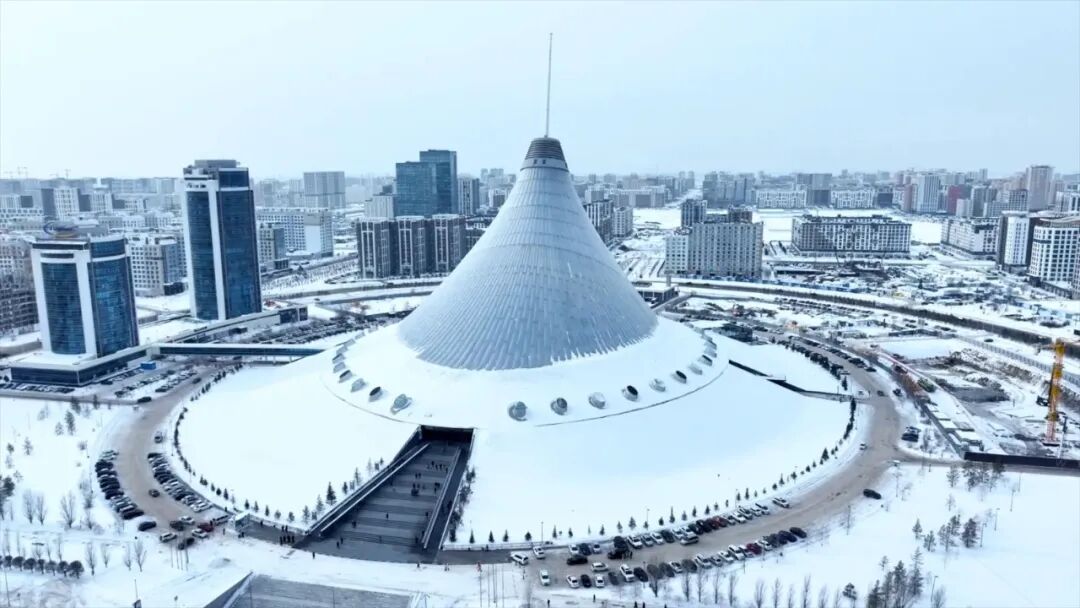 超級用戶計劃 | 1250公里黃金客運(yùn)線上“跑不壞”的中國客車 圖片