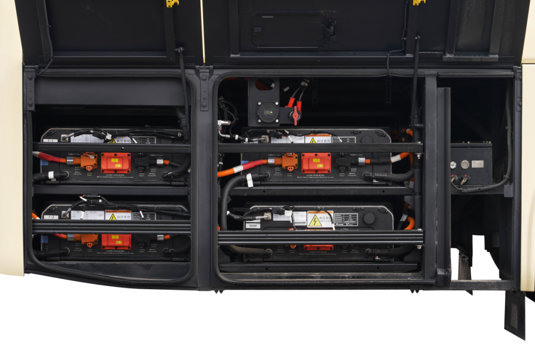 宇通上新季丨大運力超能巴士助力旅游經(jīng)濟一路“繁花”