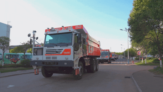 再啟新程！宇通新能源無人駕駛礦卡批量發(fā)運國家能源集團