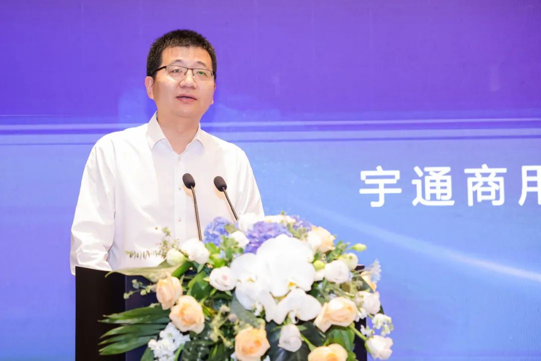 加速拓展全場景運(yùn)輸，宇通重卡在日照發(fā)布底置換電新品！