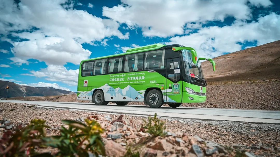 高原上的綠色使命！宇通新能源綠動(dòng)珠穆朗瑪