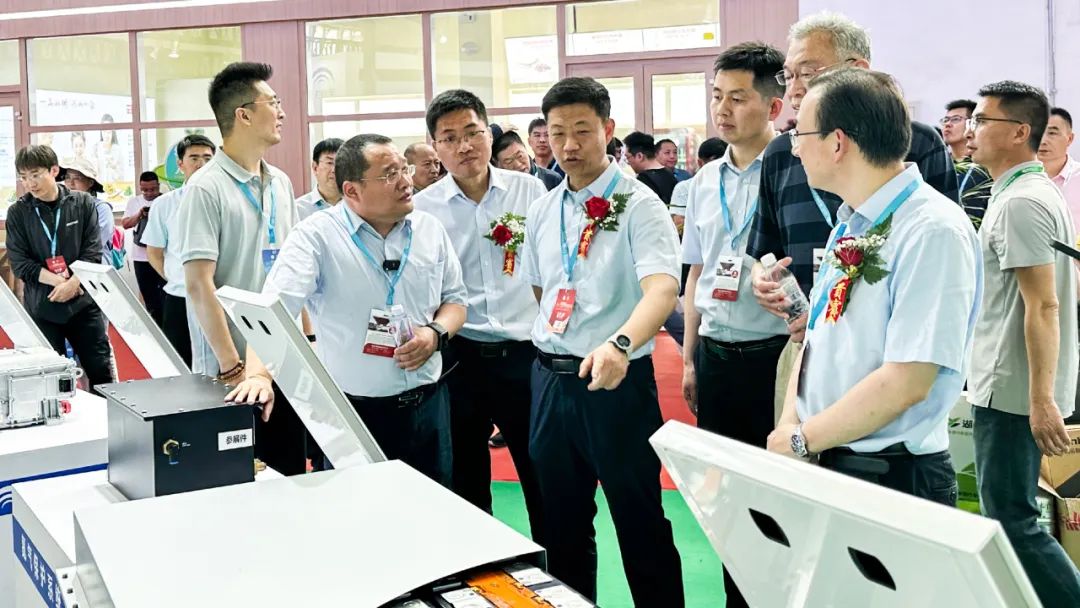 聚行業(yè)大勢 觀環(huán)衛(wèi)風采 | 宇通環(huán)衛(wèi)驚艷亮相第24屆中國國際環(huán)衛(wèi)設備展 聚行業(yè)大勢 觀環(huán)衛(wèi)風采 | 宇通環(huán)衛(wèi)驚艷亮相第24屆中國國際環(huán)衛(wèi)設備展