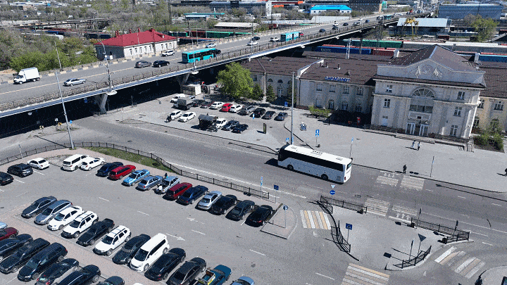 超級用戶計劃 | 1250公里黃金客運(yùn)線上“跑不壞”的中國客車 圖片