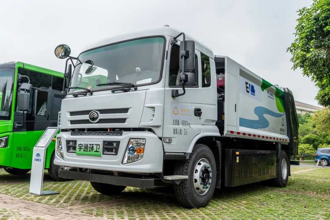 助力英雄之城綠色發(fā)展！宇通環(huán)衛(wèi)新能源推介會(huì)走進(jìn)武漢
