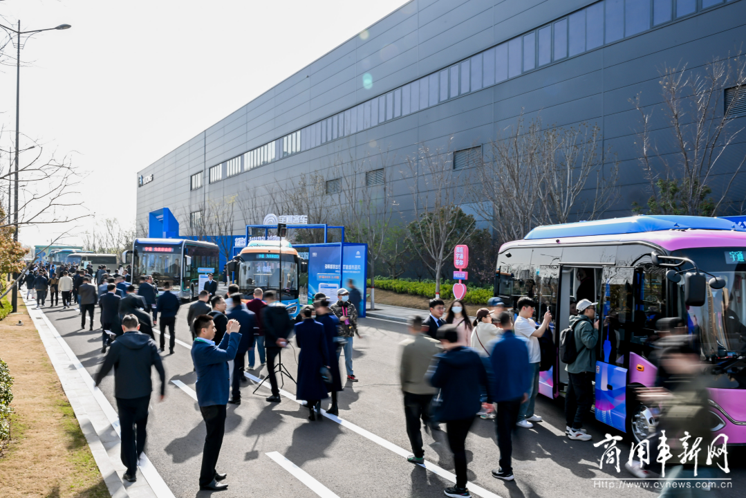 以技術(shù)創(chuàng)新打造長遠(yuǎn)競爭力，宇通新能源商用車全系新品發(fā)布會舉行