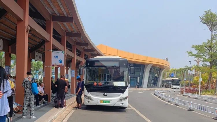 定制公交打造花樣出行體驗(yàn)，宇通為各地文旅上分