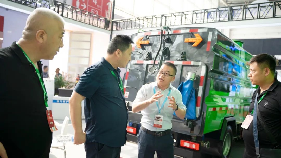 聚行業(yè)大勢 觀環(huán)衛(wèi)風采 | 宇通環(huán)衛(wèi)驚艷亮相第24屆中國國際環(huán)衛(wèi)設備展 聚行業(yè)大勢 觀環(huán)衛(wèi)風采 | 宇通環(huán)衛(wèi)驚艷亮相第24屆中國國際環(huán)衛(wèi)設備展