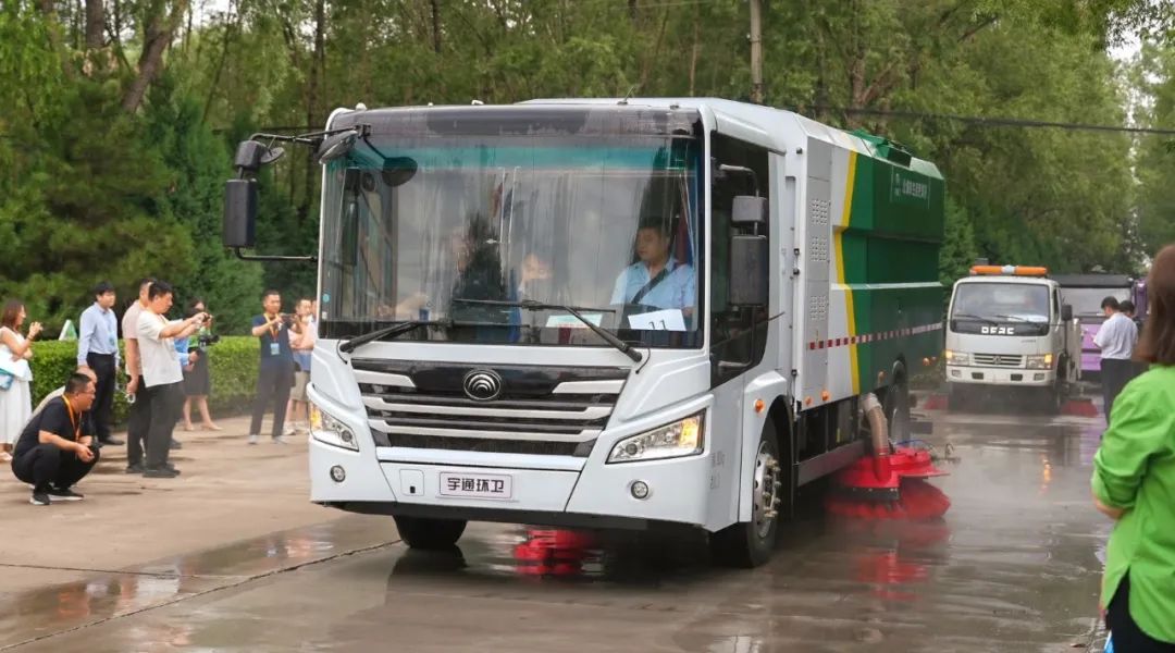 宇通環(huán)衛(wèi)閃耀山西交流會！全場景新能源解決方案助力城鄉(xiāng)綠色發(fā)展
