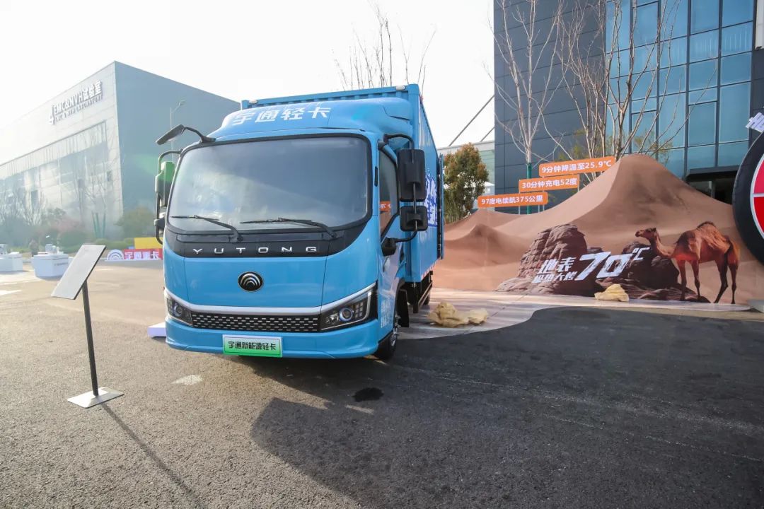 超千輛，穩(wěn)居行業(yè)前三！宇通輕卡實(shí)力開新局