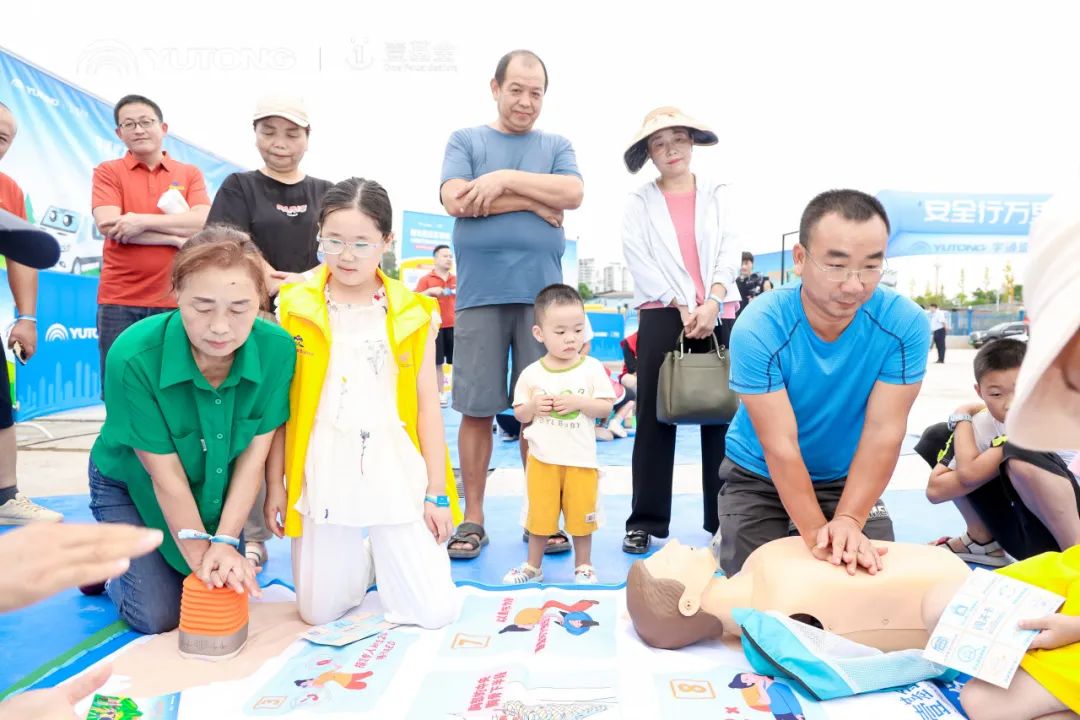 2025宇通&壹基金交通安全公益行·輕客專場首站啟航 圖片